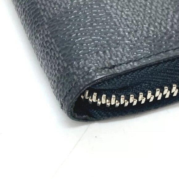 LOUIS VUITTON N63095 Zippy Wallet-Vertical Long Wallet Black/SilverHardware - Picture 15 of 16
